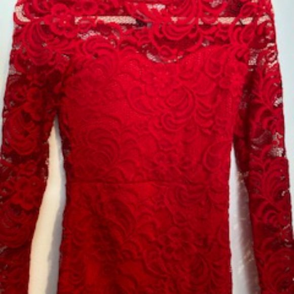 H&M Dresses Red on is size 4 black and white size S brand new with tag. - Picture 5 of 7
